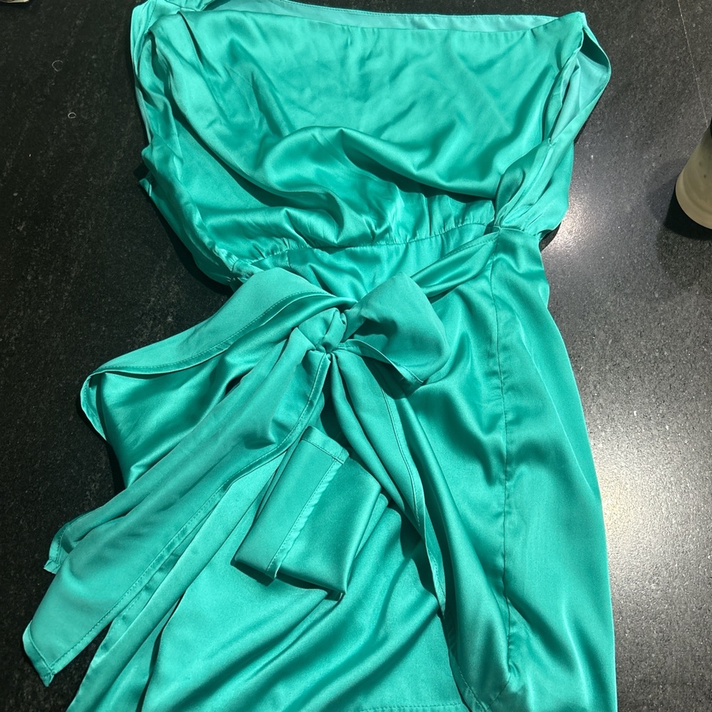 Lucy in the sky Elegant Teal Strapless Dress
